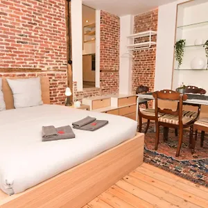  Apartment Family Duplex Getaway - Perfectly Positioned For Adventures Belgium