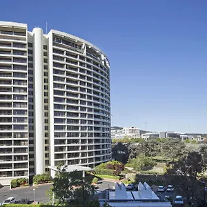 Breakfree Capital Tower Aparthotel