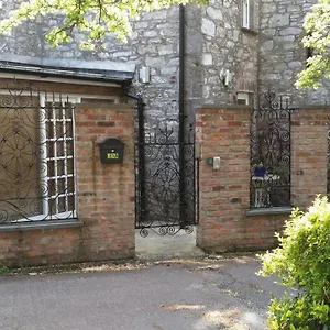  Apartment Historic Hideaway In Centre Ireland